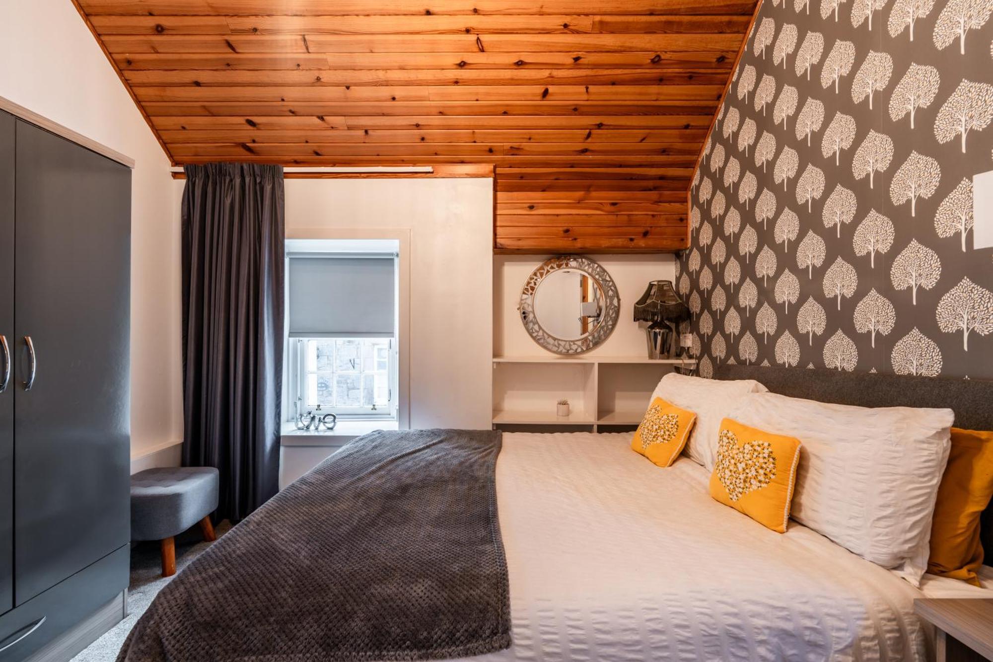 Whinstone Holiday Home In Falkland - Sleeps 8 Esterno foto